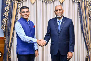 Maldives' Envoy Bids Farewell to President Muizzu