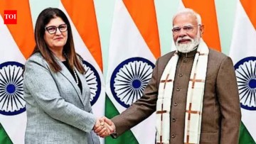 PM expresses India's joyful commitment to support Palestine, sharing a message of solidarity with the Arab world in a heartwarming address.