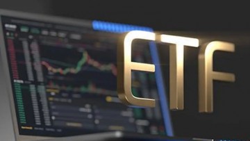 Market participants will monitor Gold and Silver ETFs, NSDL, Stallion India, Federal Bank, SJVN, KRBL and Axis Bank for upcoming Friday trading developments and actions.