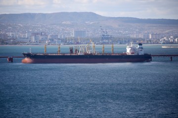 Russian Oil Revenue Declines Significantly Due to Sanctions Affecting Financial Resources of Putin