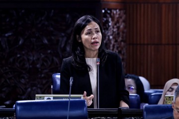 Malaysia secures RM2.75 billion foreign investment, generating over 31,000 new job opportunities.