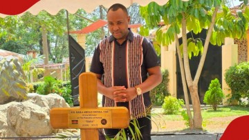Ben Kiengei pays tribute at Raila Odinga's final resting place, honoring a significant legacy.