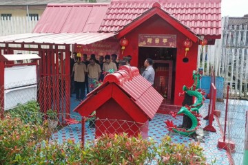 Indonesia provides sentence reductions to 44 inmates to celebrate the Chinese New Year festivities.