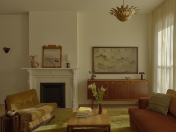 Discover a unique mid-century design archive showcased in New York for enthusiasts and collectors.