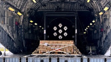 US military successfully airlifts small nuclear reactor to enhance energy deployment capabilities.