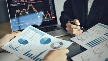 Investor Participation in Stock Market Experiences Slowdown Amid Tariff Challenges and Global Influences.