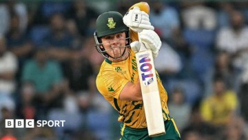 South Africa secures victory over Zimbabwe, advancing to a semi-final match against New Zealand.