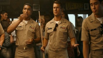 Glen Powell Reflects on His Early Struggles to Establish a Career in Hollywood.