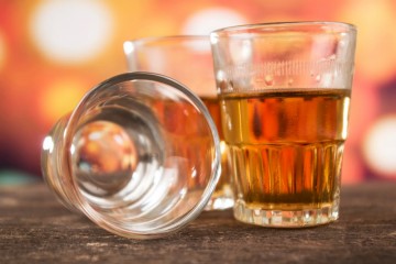 Country Music Artists Adapt as Drink Consumption Declines and Whiskey Ties Evolve Strategically.