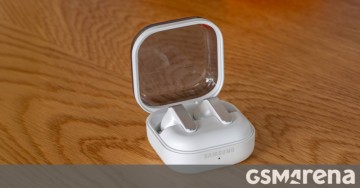 Samsung Galaxy Buds4 Pro are reviewed for improved usability and enhanced audio experience.