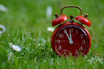 North America Adopts Daylight Saving Time, Clocks Spring Forward for Improved Daylight Hours