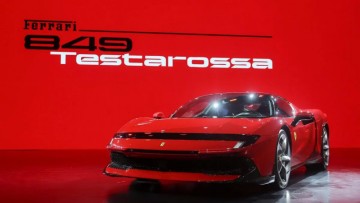 Ferrari showcases the impressive ₹10.37 crore 849 Testarossa at India's inaugural national event.