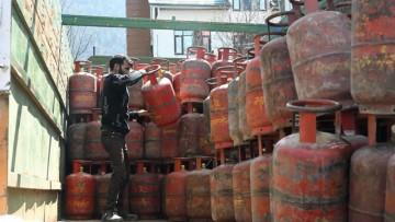 Restaurant orders begin to bounce back amid LPG cylinder supply challenges in West Asia.
