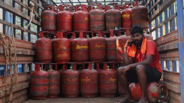 Indian LPG consumption declines 17% in March due to disruptions from the ongoing conflict.