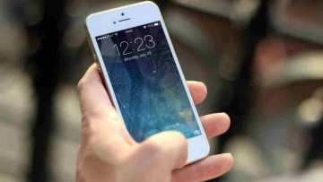 Karnataka Plans Mobile Ban For Under-16 Students, Govt To Frame New Usage Rules Soon