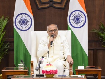 Vice President expresses condolences for the tragic loss of 13 lives in Markapuram bus accident