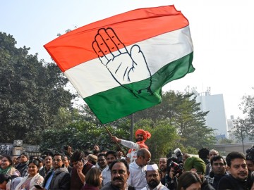 West Bengal: Congress replaces 7 candidates for second phase of Assembly polls