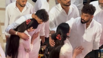 Asha Bhosle funeral: Mohammed Siraj hugs, consoles Zanai Bhosle