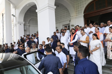 Nitish Kumar Dissolves Bihar Cabinet