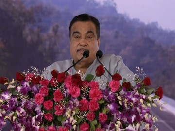 Tanakpur-Lipulekh road to be completed within next year: Union Minister Nitin GadkariTanakpur-Lipulekh road to be completed within next year: Union Minister Nitin Gadkari