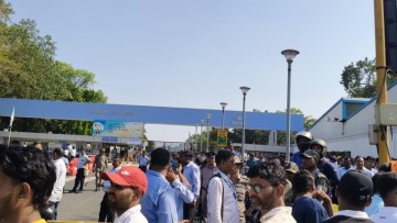Jobs Row Sparks Protest Outside Tata Motors Gate