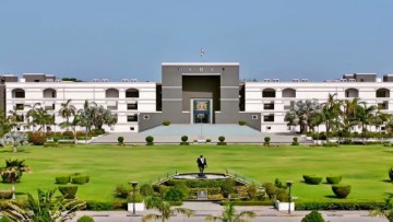 Asaram Is A Habitual Offender: Gujarat HC Dismisses Ashram's Petition, Allows Govt To Reclaim Land In Motera