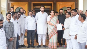 Anna Bansode-Led Delegation Meets Sunetra Pawar, Pushes Strong Case For Sunil Magare's Nomination To Maharashtra Legislative Council