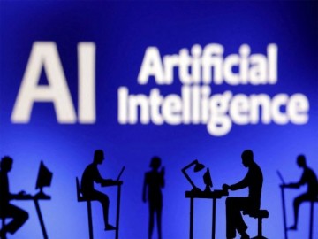 AI Boom Not Showing Signs of Late-stage Bubble, but Concentration Risks Remain
