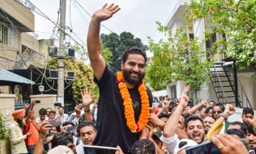 AAP's J&K Chief Mehraj Malik Walks Free, Vows to Continue People‑Centric Struggle