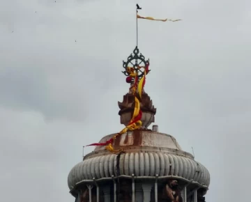 Patitapabana Flag Atop Puri Jagannath Temple Tears Amid Kalabaisakhi Storm