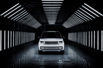 JLR India cuts Range Rover SV prices by up to Rs 75 lakh ahead of India-UK FTA