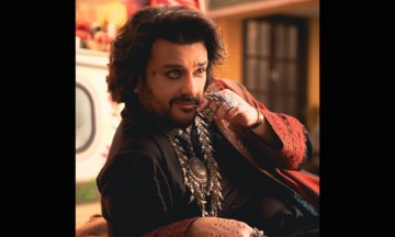 Adnan Sami releases new single Lipstick with Zee Music Company