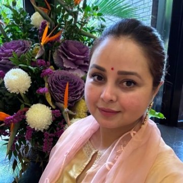 Fuel price hike triggers political row, Rohini Acharya attacks Centre