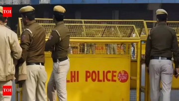 Delhi Police vigilance team catches head constable accepting Rs 50,000 bribe