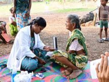 Chhattisgarh: Hidma's Puvarti villagers undergo successful cataract surgeries under Mukhyamantri Swasth Bastar Abhiyan