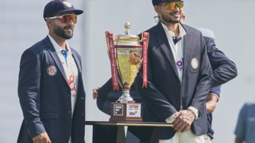 India wins the toss and chooses to bat against Afghanistan in a one-off cricket test