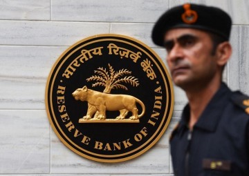 India's RBI offers concessional swaps, allows leverage for NRI deposits to drive forex inflows