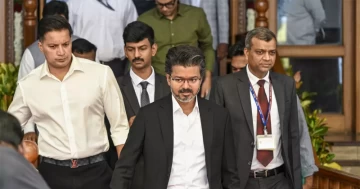 Tamil Nadu CM Vijay to meet Sonia, Rahul