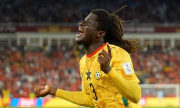 World Cup Breakfast: Late winner rescues England's next opponents