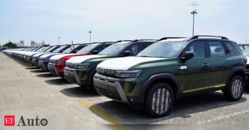Renault begins exports of all-new Duster from India, ships first batch to South Africa