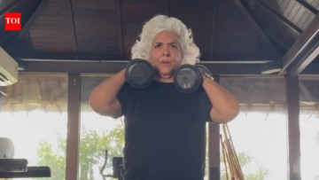 Pinkie Roshan proves age is just a number; Hrithik Roshan's mother's fitness routine goes viral; Fans say, Mam's always tough