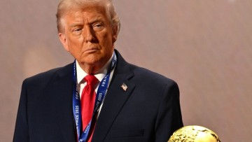 Anti-Donald Trump Chant Sung by Thousands of Australians at World Cup