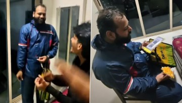 Blinkit Rider Wins INR 1,000 Cash Reward in Dartboard Challenge, Shares Pizza With Customers; Video Surfaces