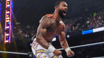 Montez Ford Makes Ringside Security Crack With Suggestive Dance on RAW