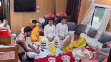 Puja inside moving train coach stuns social media, Railway steps in to clarify