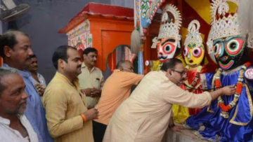 Faith meets modern science: Medical team examines and declares Lord Jagannath completely healthy for Rath Yatra | Viral Video
