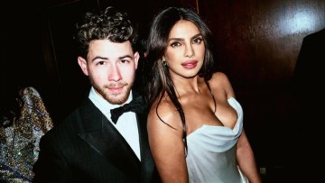 Priyanka Chopra Told Nick Jonas Let's Text More Private After His First Direct Message