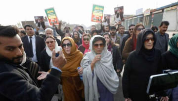 Former Pakistan PM Imran Khan's sister Noreen meets him at Adiala Jail after 9 months