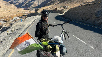 No front wheel, 11000 km journey and a powerful message: Kerala cyclist's unusual mission to Everest base camp has bigger purpose : viral video