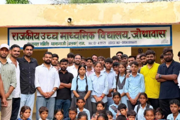 New wave of youth protests hits India - this time schoolchildren are demanding better facilities